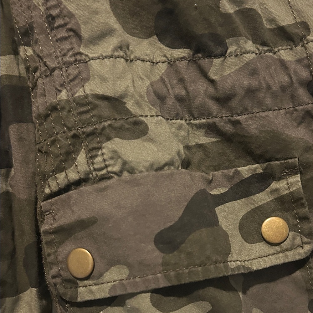 Love Tree Women's Camouflage Jacket - Picture 6 of 9